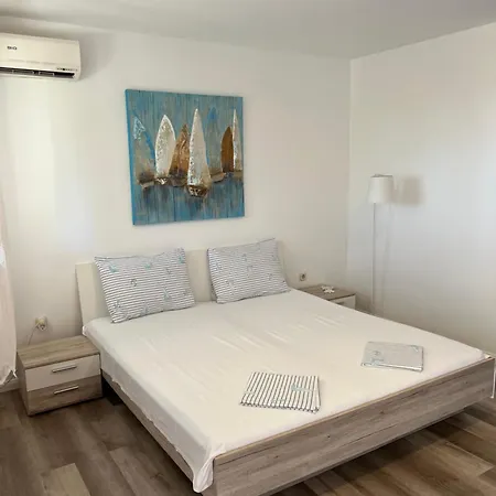 Apartmani Vrankovic Sveta Nedelja  Exterior photo