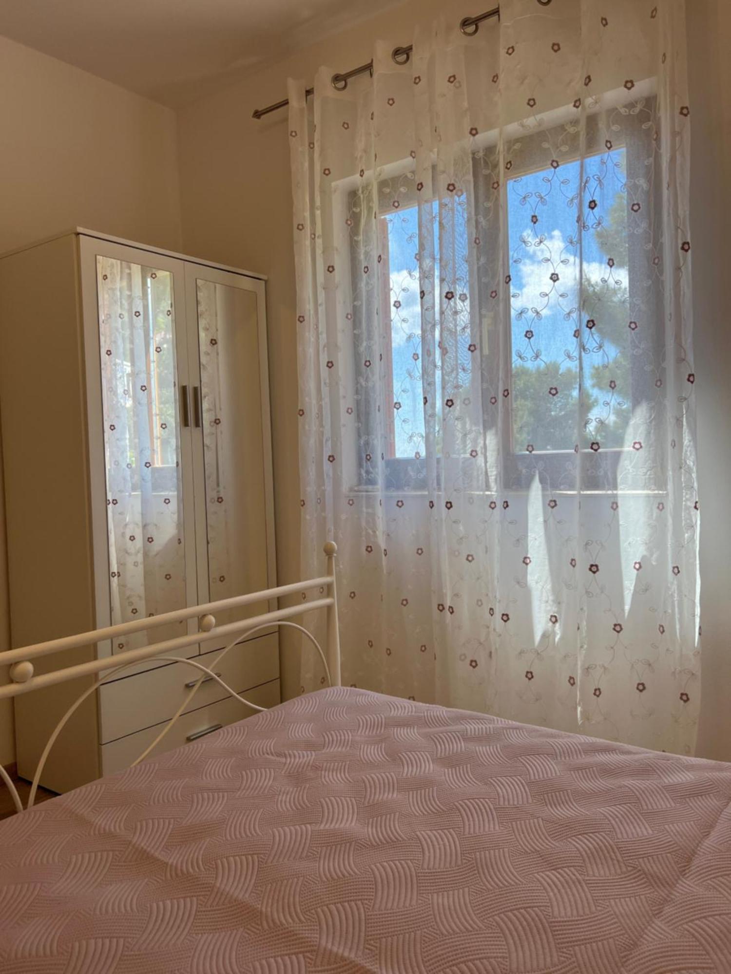 Vrankovic Apartment Sveta Nedelja (Hvar)